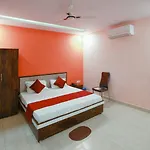 Asha Hotel